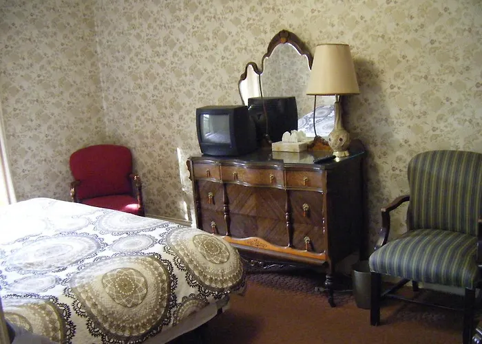 Auberge Des Arts Bed And Breakfast Ottawa